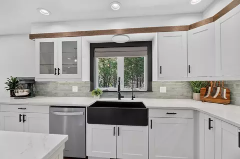 Kitchen - 3185 N 38th St, Augusta, MI 49012 photo 4 of 5