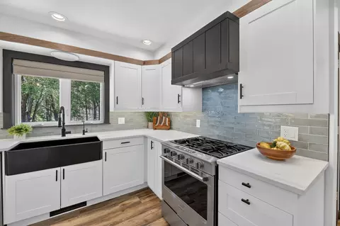 Kitchen - 3185 N 38th St, Augusta, MI 49012 photo 3 of 5