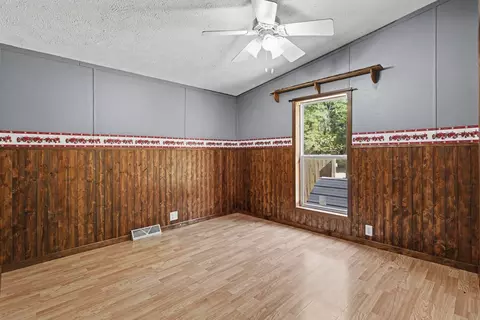 Bedroom - 5835 113th Ave, Pullman, MI 49450 photo 2 of 3