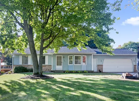 4350 Heritage Dr, Hudsonville, MI 49426