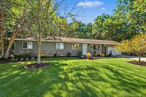 8984 13 Mile Rd NE, Rockford, MI 49341