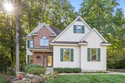 7318 Hidden Forest Ct, Hudsonville, MI 49426