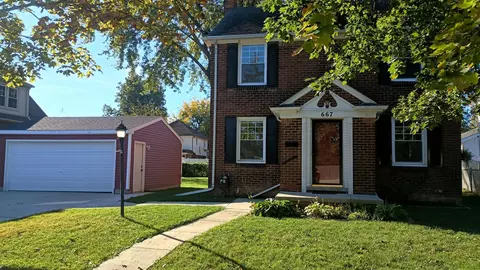 667 North Dr, Wyandotte, MI 48192