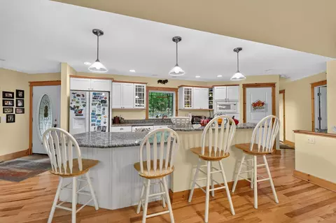 Kitchen - 326 Midlakes Blvd, Plainwell, MI 49080 photo 1 of 5
