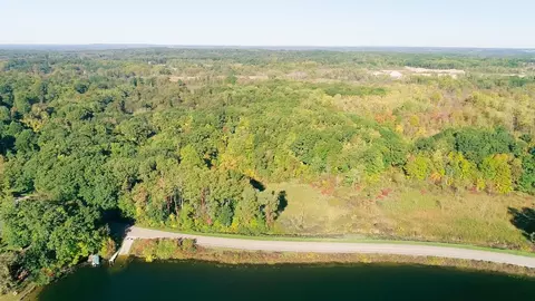 View/Area - 326 Midlakes Blvd, Plainwell, MI 49080 photo 5 of 8