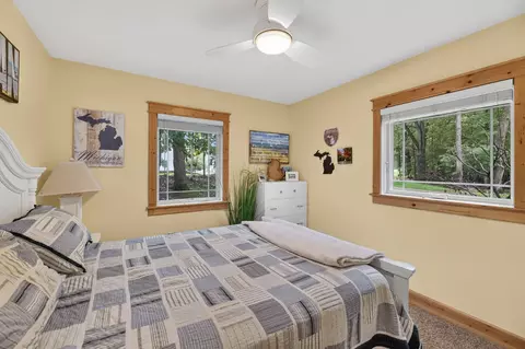 Bedroom - 326 Midlakes Blvd, Plainwell, MI 49080 photo 3 of 5