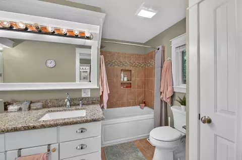 Bath - 326 Midlakes Blvd, Plainwell, MI 49080 photo 1 of 4