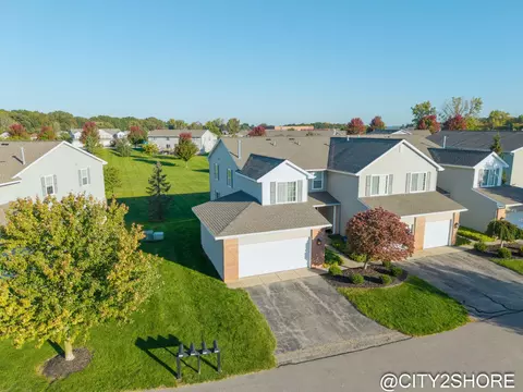 4037 Rivertown Ln SW #76, Wyoming, MI 49418