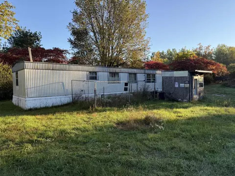 Exterior - 12334 20th Ave, Remus, MI 49340 photo 1 of 9