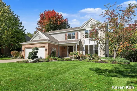 4561 Woodcreek Dr SE, Grand Rapids, MI 49546