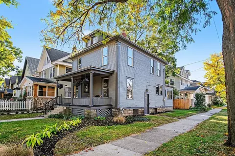 1400 Bemis St SE, Grand Rapids, MI 49506