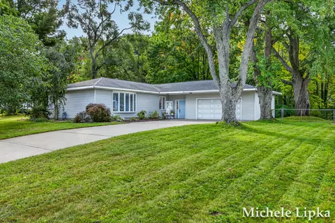 2567 Shettler Rd, Muskegon, MI 49444