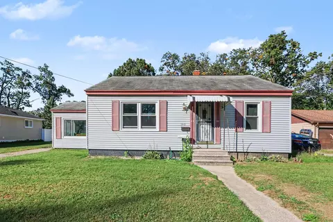 1461 Creston St, Muskegon, MI 49442