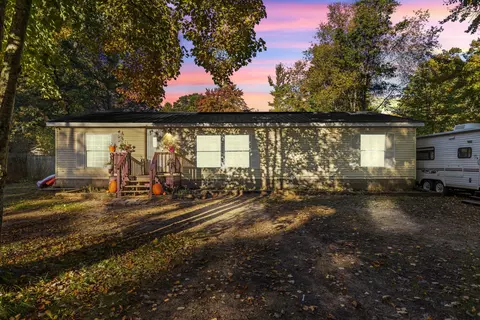 Exterior - 1125 S Ransom Rd, White Cloud, MI 49349 photo 7 of 7