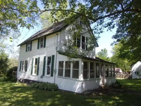 17159 1st St, Nunica, MI 49448