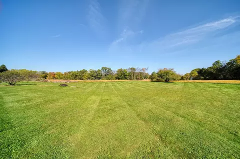Exterior - 8654 Mccain Rd, Parma, MI 49269 photo 7 of 16