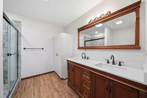 Bath - 8654 Mccain Rd, Parma, MI 49269 photo 4 of 5