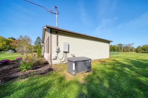 Exterior - 8654 Mccain Rd, Parma, MI 49269 photo 5 of 16