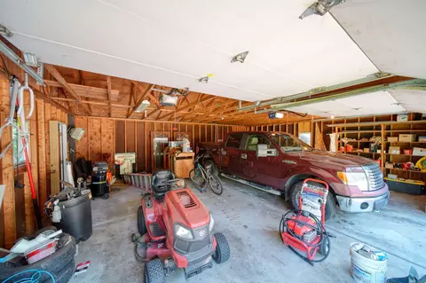 2525 Robinson Rd, Jackson, MI 49203 photo 40