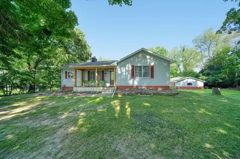 2525 Robinson Rd, Jackson, MI 49203 photo 2