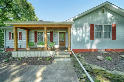 2525 Robinson Rd, Jackson, MI 49203 photo 4