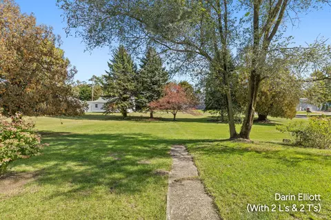Exterior - 610 Root St, Belding, MI 48809 photo 3 of 6