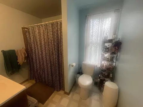 Bath - 422 N Walker St, Bronson, MI 49028 photo 1 of 1