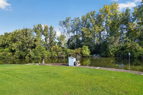 Exterior - 4451 Bonnymede St, Jackson, MI 49201 photo 12 of 12
