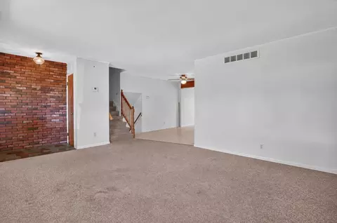 Living - 4451 Bonnymede St, Jackson, MI 49201 photo 2 of 7