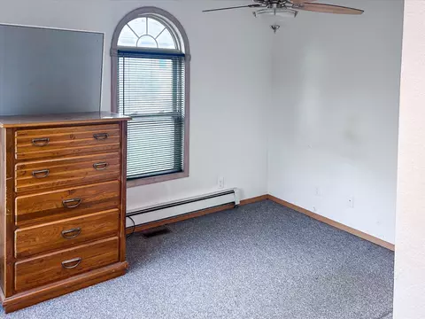 Bedroom - 4451 Bonnymede St, Jackson, MI 49201 photo 7 of 8