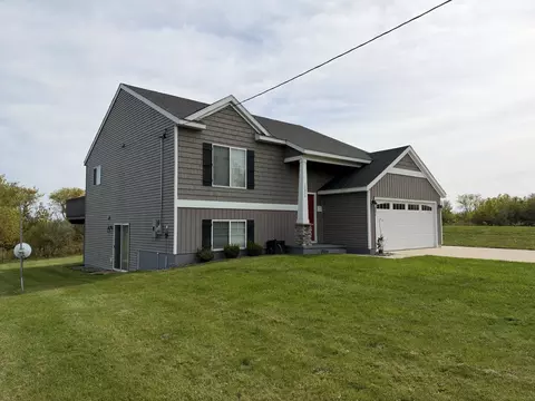 Exterior - 13330 S Marsh Way, Grant, MI 49327 photo 4 of 10