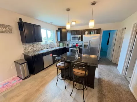 Kitchen - 13330 S Marsh Way, Grant, MI 49327 photo 1 of 2