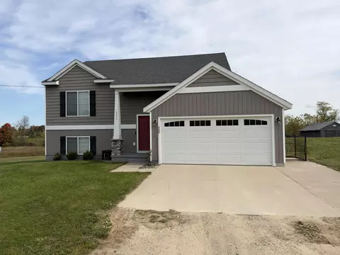 Exterior - 13330 S Marsh Way, Grant, MI 49327 photo 8 of 10