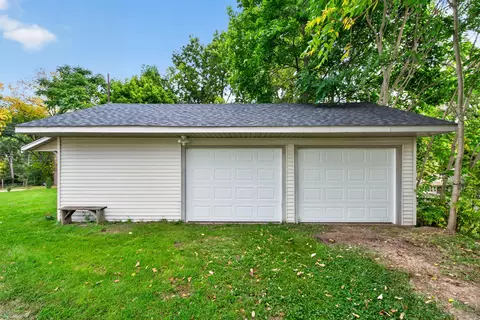 Exterior - 205 S Dettman Rd, Jackson, MI 49203 photo 4 of 10