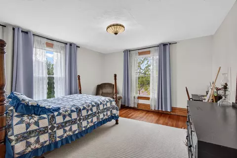 Bedroom - 205 S Dettman Rd, Jackson, MI 49203 photo 3 of 5