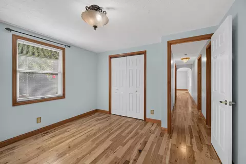 Entry Way - 3780 Hawkins Rd, Jackson, MI 49201 photo 4 of 4
