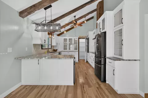 Kitchen - 3780 Hawkins Rd, Jackson, MI 49201 photo 1 of 8