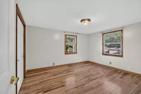 Bedroom - 3780 Hawkins Rd, Jackson, MI 49201 photo 1 of 4