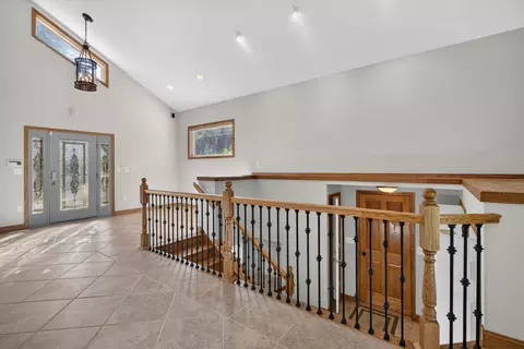 Entry Way - 3780 Hawkins Rd, Jackson, MI 49201 photo 1 of 4