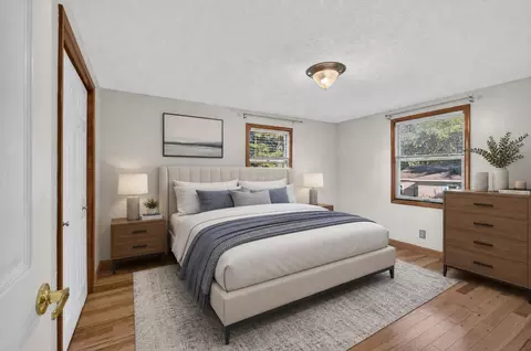 Bedroom - 3780 Hawkins Rd, Jackson, MI 49201 photo 2 of 4