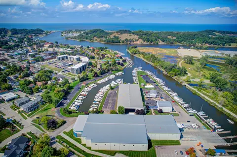 104 Wharfside, Grand Haven, MI 49417