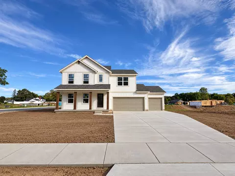 3049 Arbor Creek Dr SE, Kentwood, MI 49512
