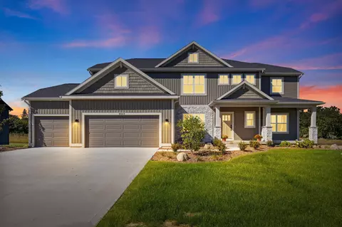 2512 Capstone Ln, Byron Center, MI 49315