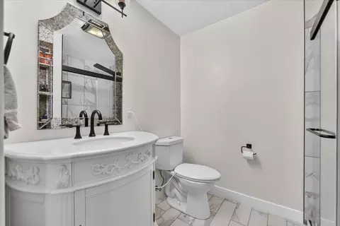 Bath - 407 High St, Marshall, MI 49068 photo 5 of 5