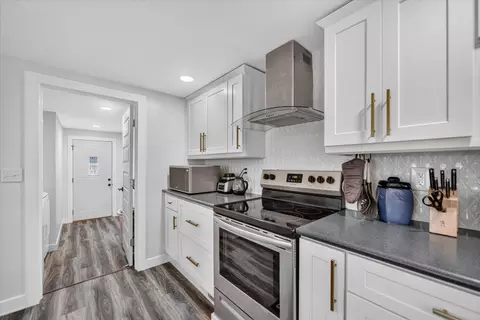 Kitchen - 407 High St, Marshall, MI 49068 photo 2 of 5