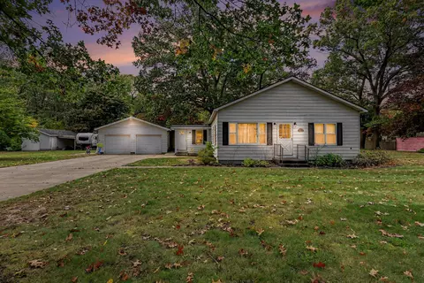 263 N Sheridan Rd, Muskegon, MI 49442