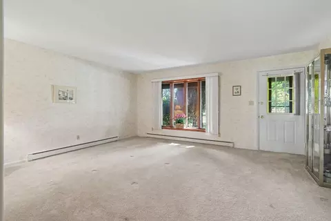 Living - 751 E Corey St, Bronson, MI 49028 photo 3 of 5