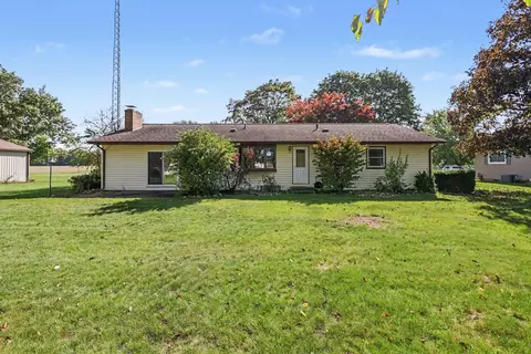 Exterior - 751 E Corey St, Bronson, MI 49028 photo 4 of 6