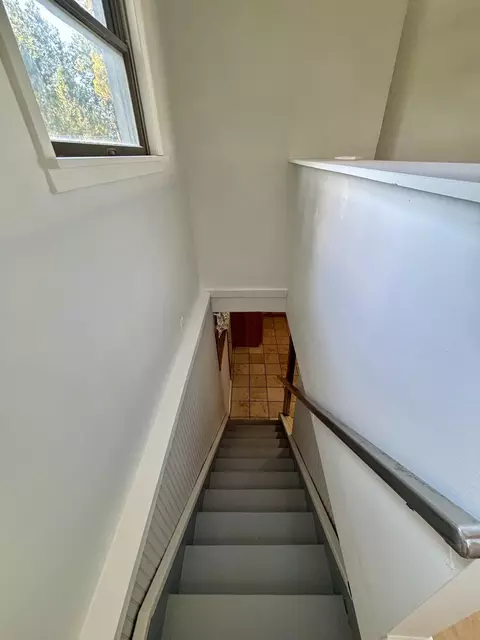 Entry Way - 573 River Rd, Coldwater, MI 49036 photo 1 of 2