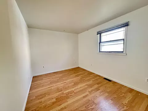 Bedroom - 573 River Rd, Coldwater, MI 49036 photo 2 of 3